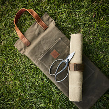 Load image into Gallery viewer, Waxed Canvas Kneeler